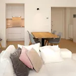 2 Bedroom Amazing In Ostende