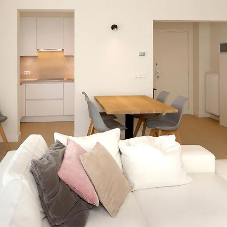 2 Bedroom Amazing In Ostend
