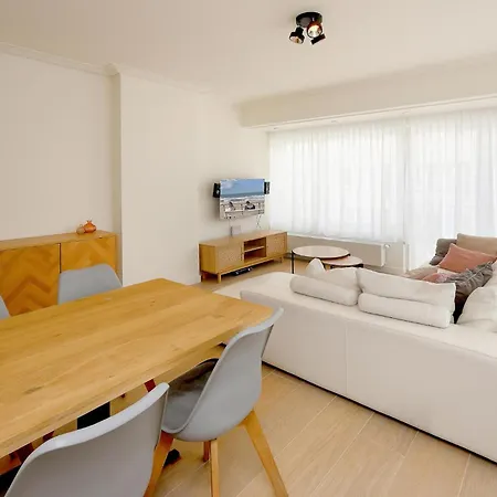 2 Bedroom Amazing In * Oostende