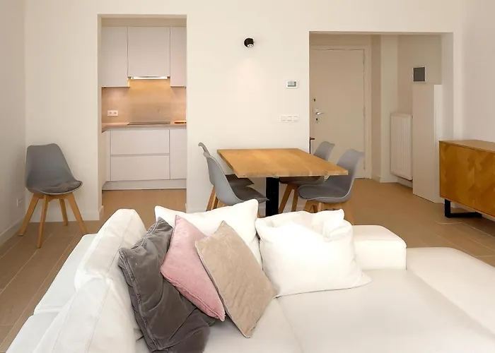 2 Bedroom Amazing In Ostend