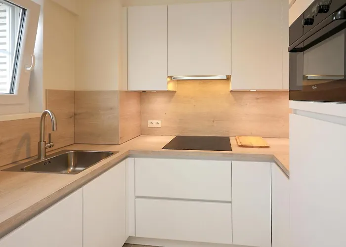 2 Bedroom Amazing In Apartamento