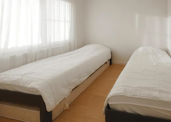 2 Bedroom Amazing In Apartment *